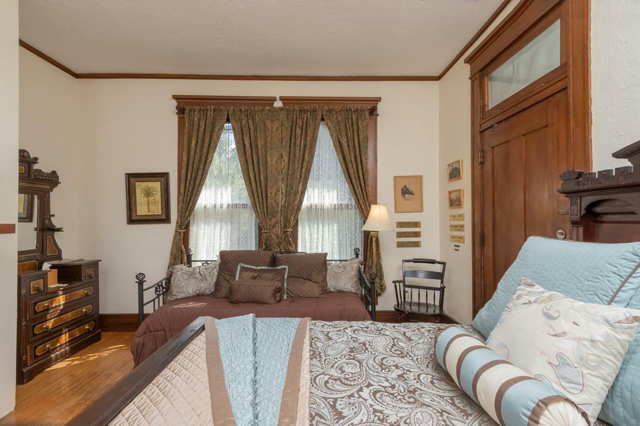Herlong Mansion Bed & Breakfast Micanopy Exterior photo